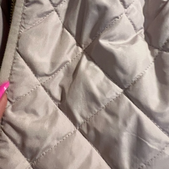 Old navy light quilted vest - Picture 6 of 7
